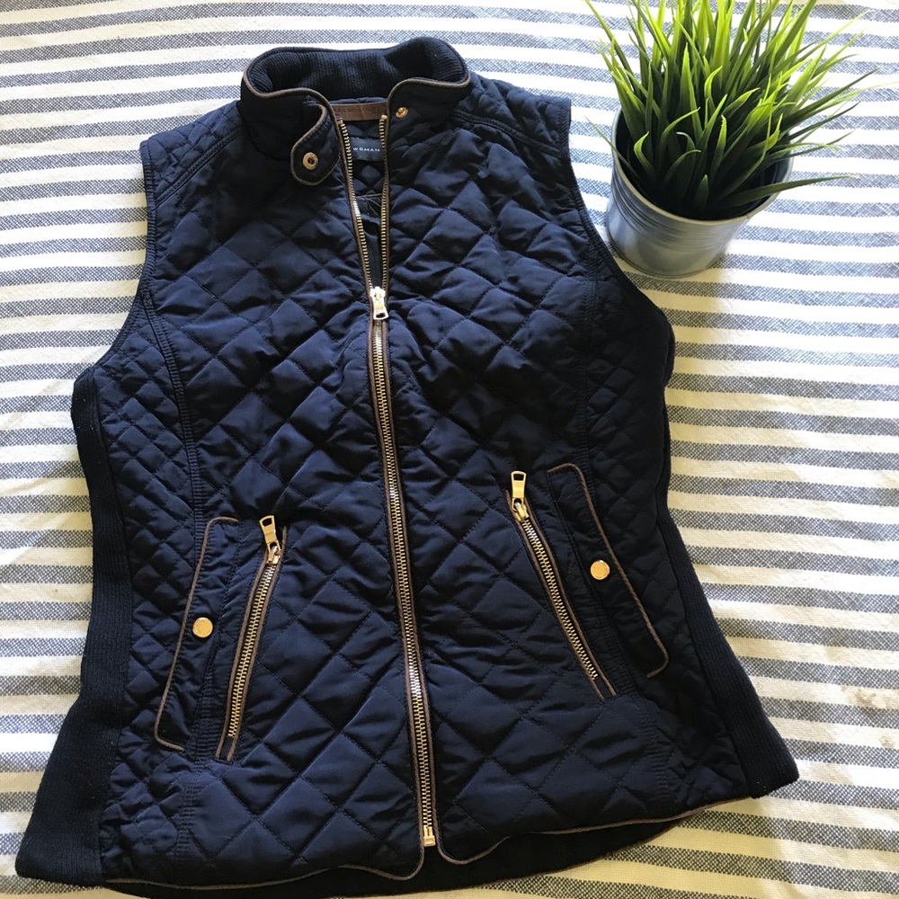 Zara Quilted Vest in Navy
